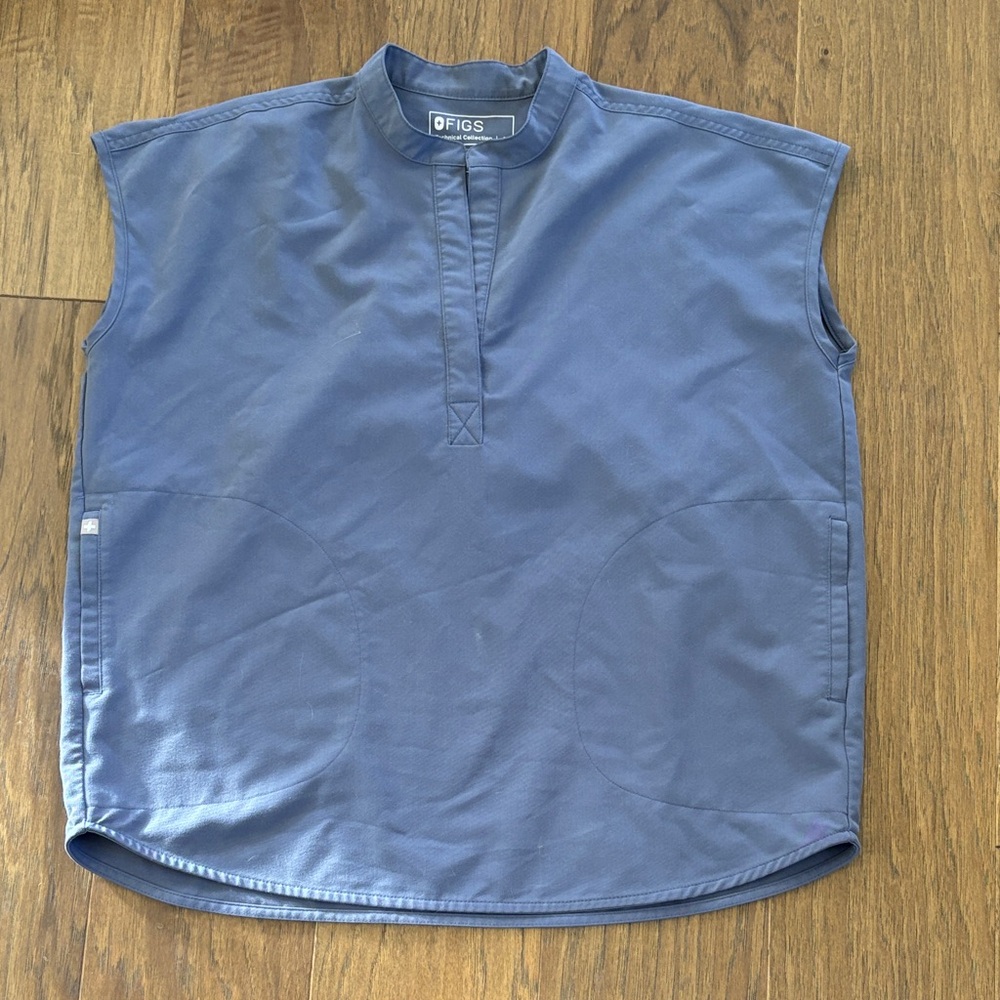 Figs Blue Scrub Top. Size S.